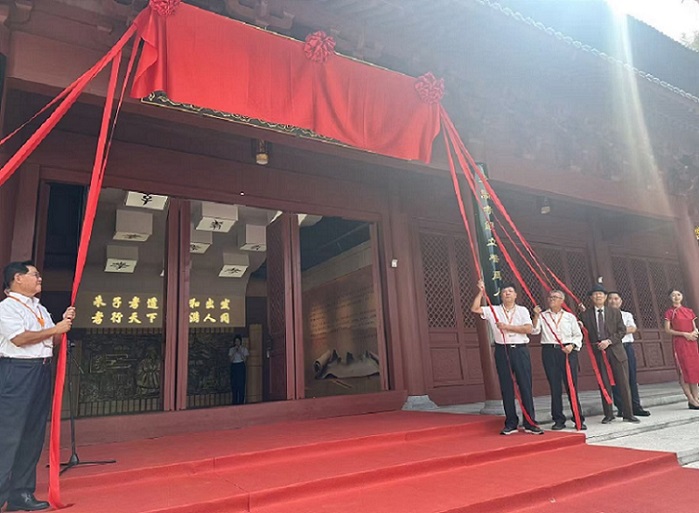 176112264520616.jpg 176106246242973.jpg